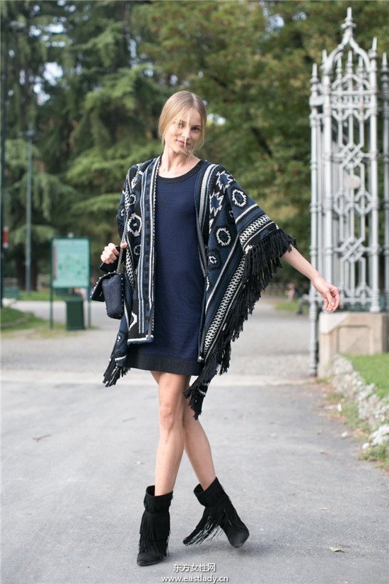 米蘭時裝周模特們引領(lǐng)時尚風(fēng)潮