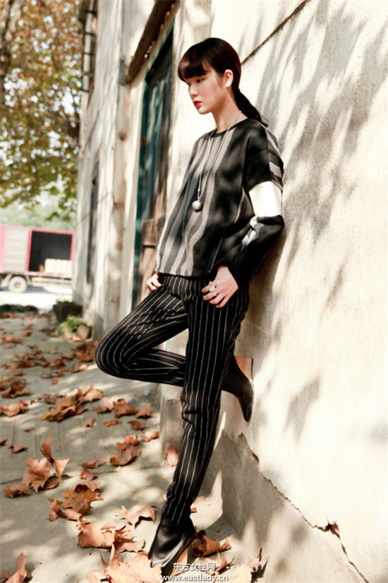 明星示范鉛筆褲穿出個性好身材