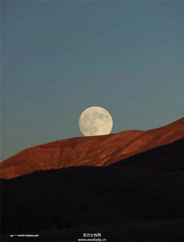 Doutzen Kroes 2013年9月份《Vogue》荷蘭版