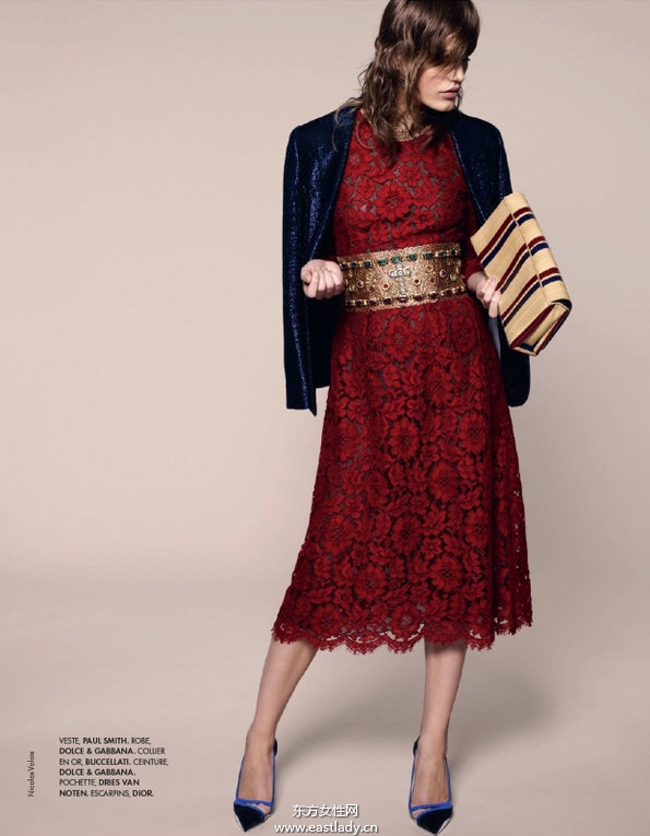 Karolina Waz演繹時尚經典