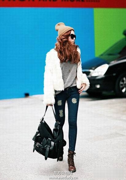 跟時尚達人學(xué)習(xí)白色服裝搭配法則