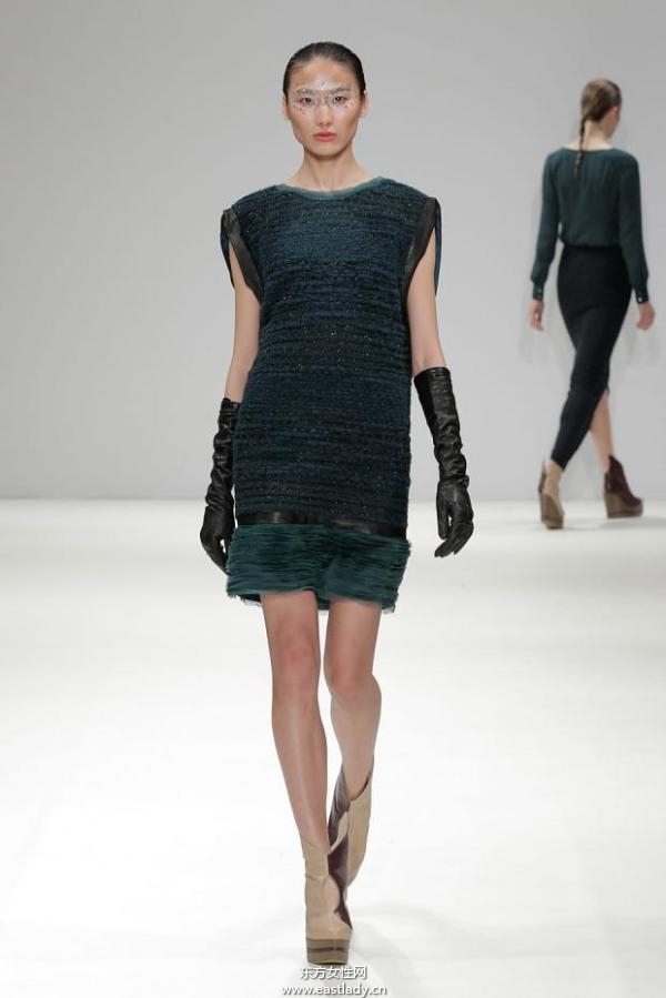 吉承倫敦時(shí)裝周2013秋冬系列 黑色元素成流行主旋律