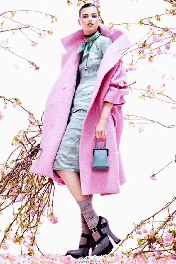 Bette Franke《Vogue》日本版2013年8月號(hào)