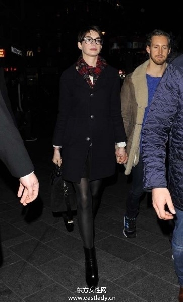 安妮·海瑟薇婚前婚后大變身