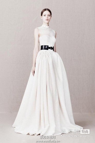 亞歷山大·麥昆(Alexander McQueen)2013早秋女裝低調(diào)詮釋奢華