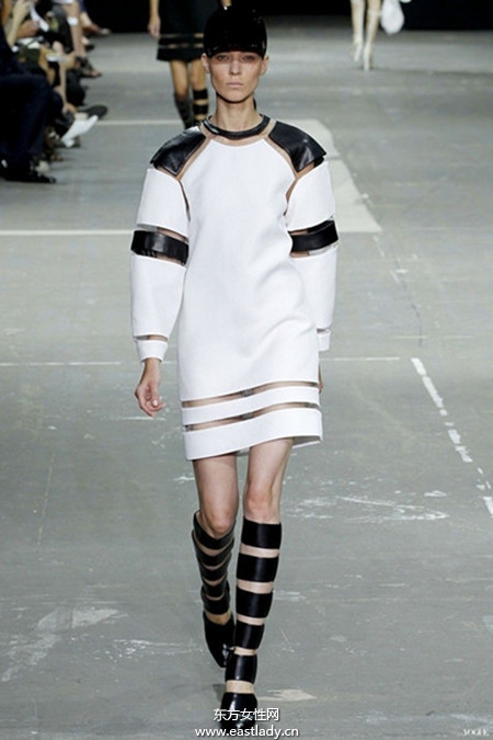 2013春夏時(shí)裝周黑白搭成流行色