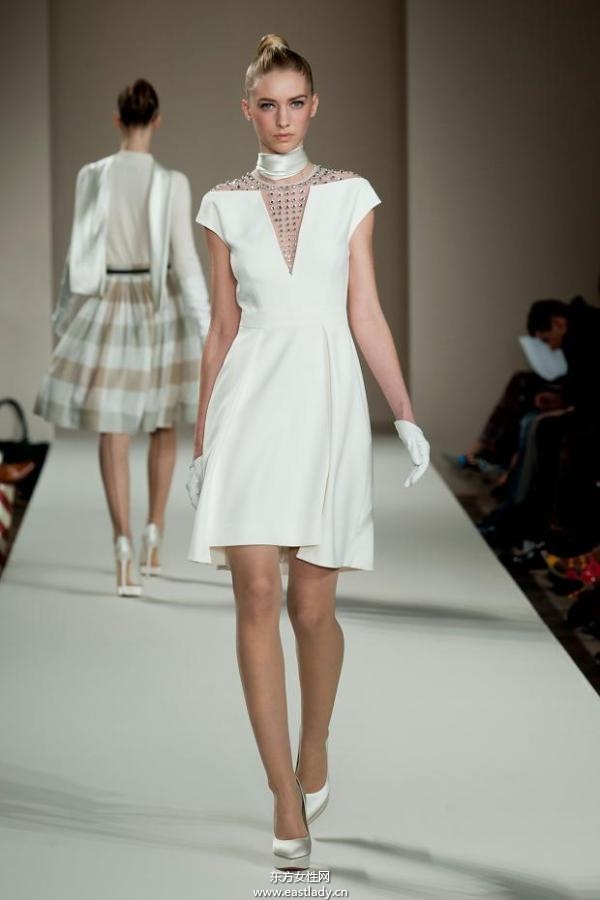 坦波麗倫敦 (Temperley London)  倫敦時(shí)裝周2013秋冬系列