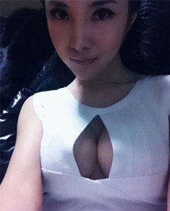 干露露變身山寨版gaga三件戰(zhàn)衣雷死不償命