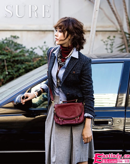 成宥利拍最新秋裝寫真 吸引眾多粉絲目光