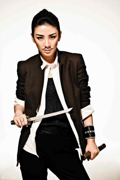 林志玲范冰冰黃奕三位時(shí)尚精靈大打中性牌