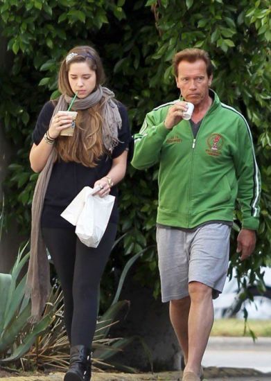 夏日來(lái)臨學(xué)時(shí)尚達(dá)人穿衣打扮