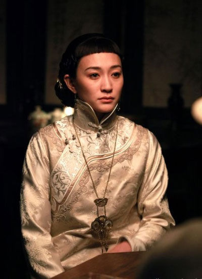 淑女轉(zhuǎn)型帥小伙 李小冉淑女轉(zhuǎn)型穿搭對比