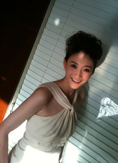 淑女轉(zhuǎn)型帥小伙 李小冉淑女轉(zhuǎn)型穿搭對(duì)比