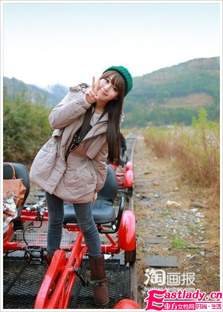 2011街拍韓國(guó)小美妞的新年靚裝