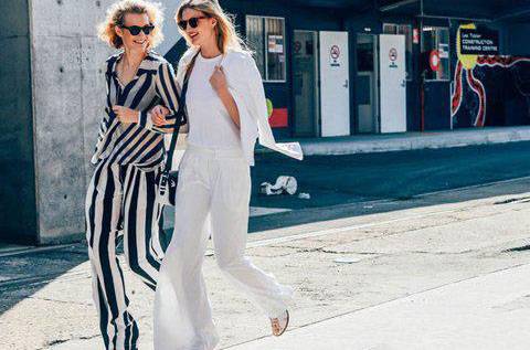 萬能百搭的條紋衫 這樣穿超級(jí)顯瘦