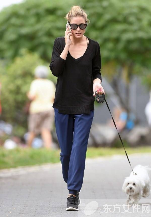 時(shí)尚單品運(yùn)動(dòng)褲 搭配妙招穿出自己的個(gè)性來