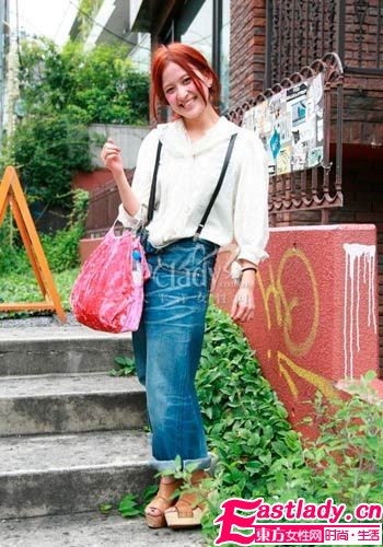 牛仔褲搭配攻略 細(xì)節(jié)改變造型