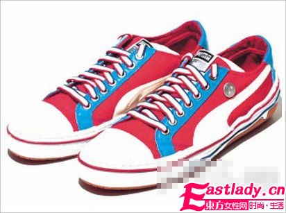 今夏為自己準(zhǔn)備一雙潮味帆布鞋