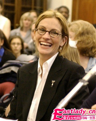 2011年時(shí)尚流行早知道 圓形眼鏡成主角