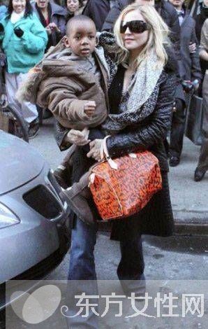 女星教你如何搭配lv手包 讓你盡顯奢華大牌感