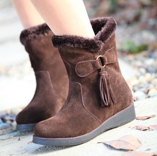 平底流蘇短靴這么搭 讓你成為街頭最搶眼