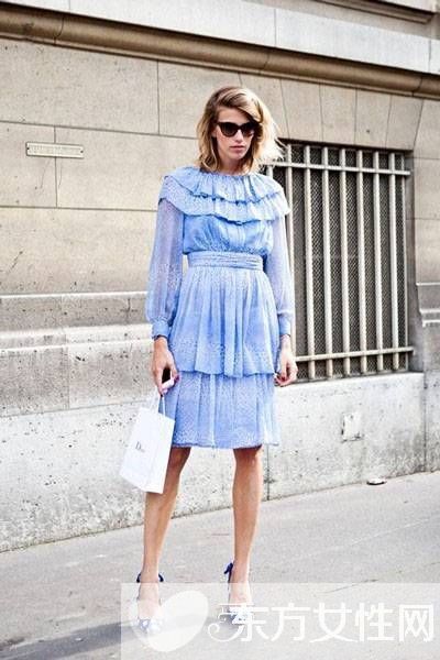 細(xì)高跟涼拖鞋時尚搭配技巧 這么搭怎么看都是美的