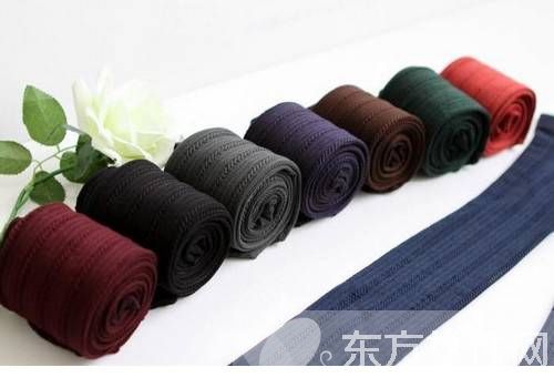 時尚彩襪穿搭技巧 穿出極致纖長大美腿