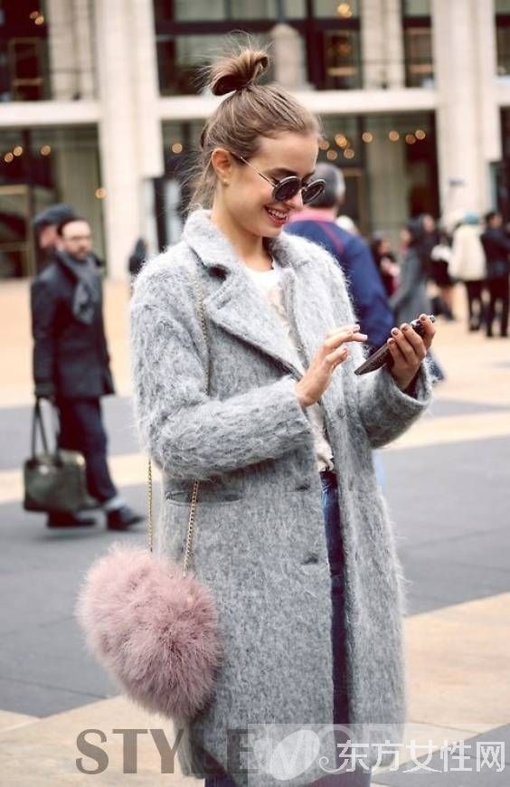 又萌又暖心 這個冬季你也來一件毛茸單品吧