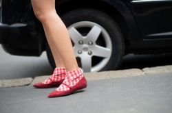 參加Party也能讓你艷壓全場(chǎng)的12雙平底鞋