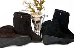 平底流蘇短靴這么搭 讓你成為街頭最搶眼