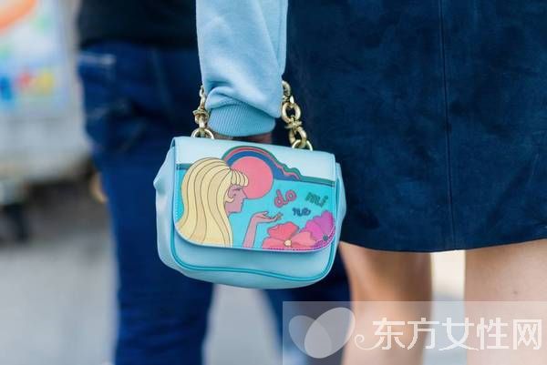 秋冬4種迷你手袋風(fēng)格 時(shí)髦的你可千萬別錯(cuò)過