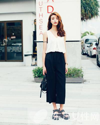 2016新款涼鞋推薦 百搭簡(jiǎn)約質(zhì)感十足