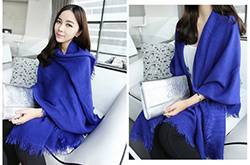 2016最新時(shí)尚女士披肩美搭 有多美看她就知道了