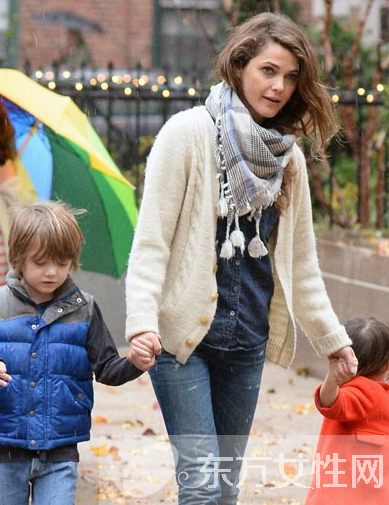 街拍潮人圍巾搭配法則 幾種搭法讓你星味十足