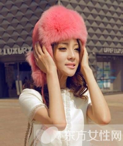 時(shí)尚皮草毛線雷鋒帽 御寒簡(jiǎn)潔又不失可愛