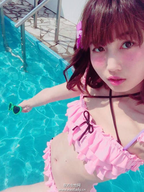 平胸MM的福音 世界首款為貧乳MM設計的泳衣誕生