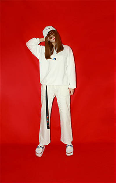 復(fù)古棒球帽強(qiáng)勢回歸 看日韓臺女星如何穿搭