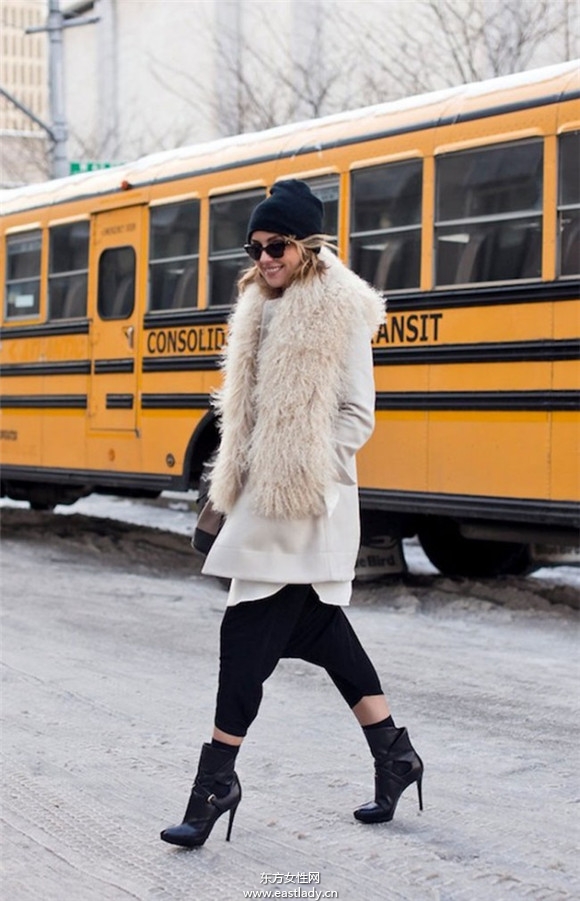 冬季特色短靴穿出自己的時尚魅力