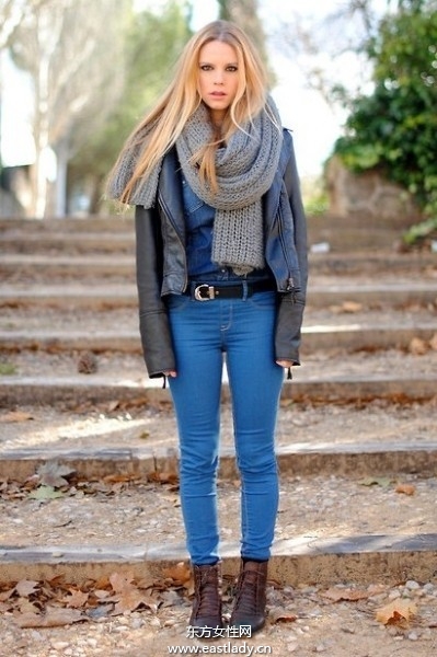 保暖圍巾搭配潮流服飾穿出時尚風(fēng)格