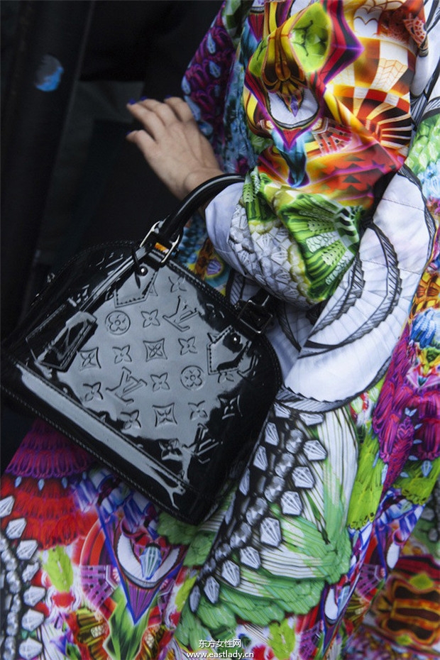 街頭達(dá)人百變飾品搭個(gè)性十足