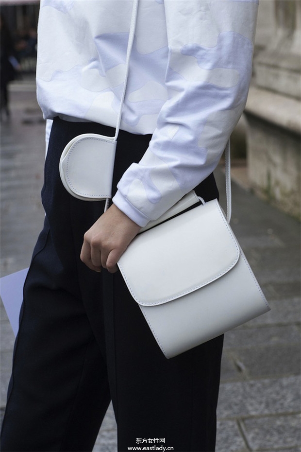 街頭達(dá)人百變飾品搭個(gè)性十足