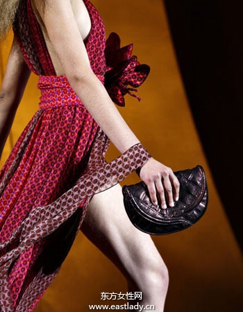 讓人一看就喜歡的五個(gè)品牌手提包