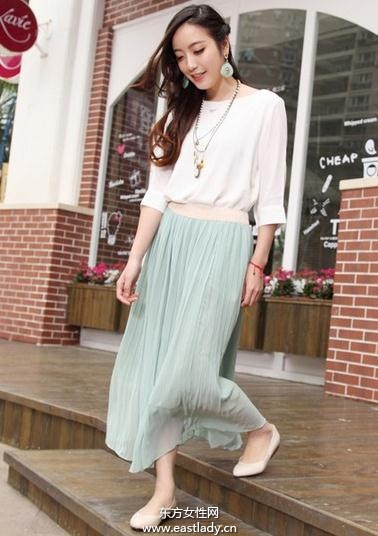 舒適時(shí)尚平底單鞋彰顯女性魅力