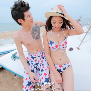 性感比基尼夏季海邊度假必不可少單品