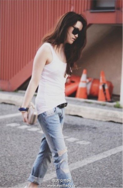 Me Char手包搭配簡(jiǎn)單就好