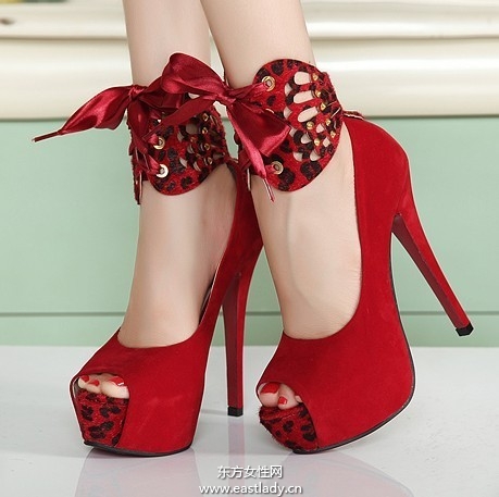 2013新款魚嘴鞋超透氣材質(zhì)讓雙腳得到悉心呵護