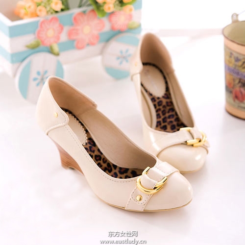 風(fēng)格甜美娃娃鞋 扮嫩MM必備美鞋