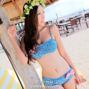 性感比基尼夏季海邊度假必不可少單品