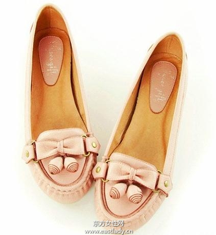 可愛(ài)娃娃鞋每個(gè)女孩春季必備的單品之一