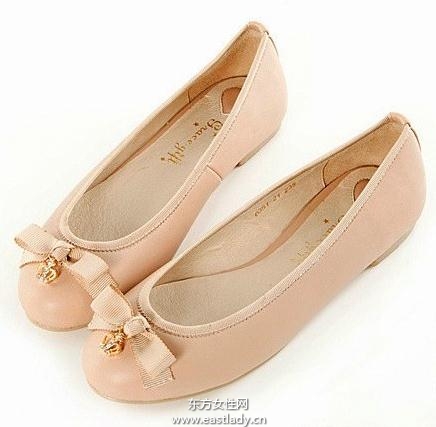 可愛(ài)娃娃鞋每個(gè)女孩春季必備的單品之一